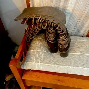 Boots looks distress hardly worn, runs like 6-1/2-7.